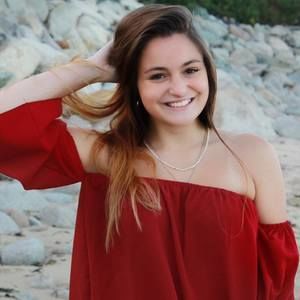 Meet your Posher, Carolyn